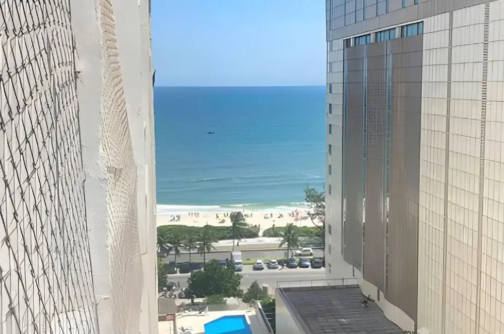 Barra Palace Posto 3 Frente Praia