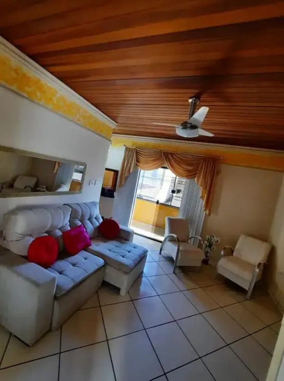 Casa Da Mãe