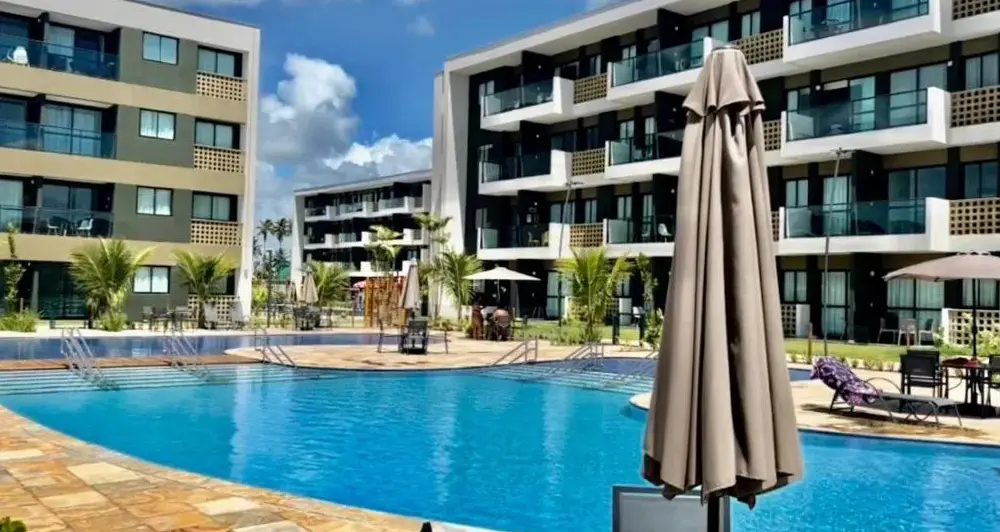 Flat Mana Beach Muro Alto