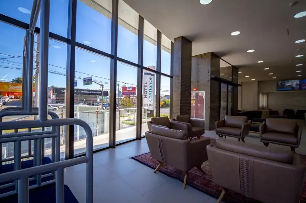 Hotel Confiance Barigui