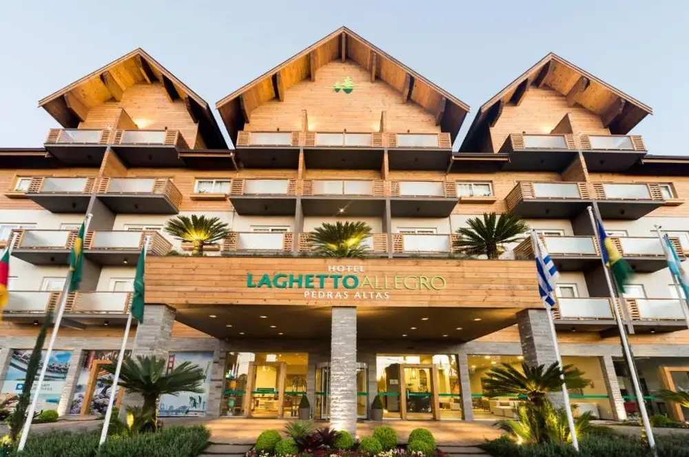 Hotel Laghetto Pedras Altas