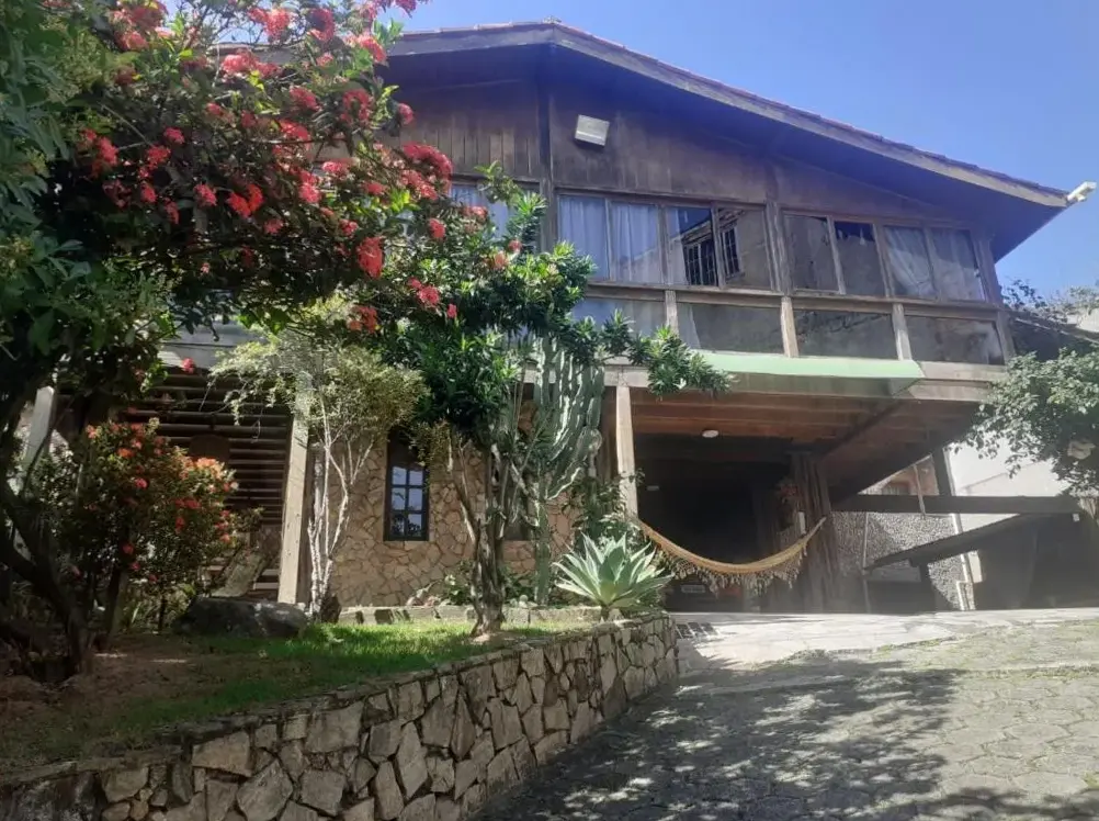 Namastê Mahhall