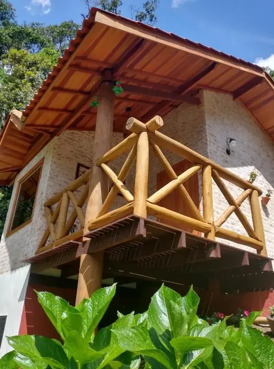 Nas Nuvens Hospedaria
