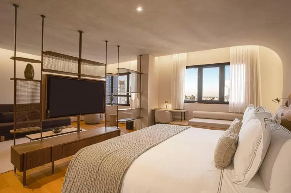 Qoya Hotel Curitiba, Curio Collection By Hilton