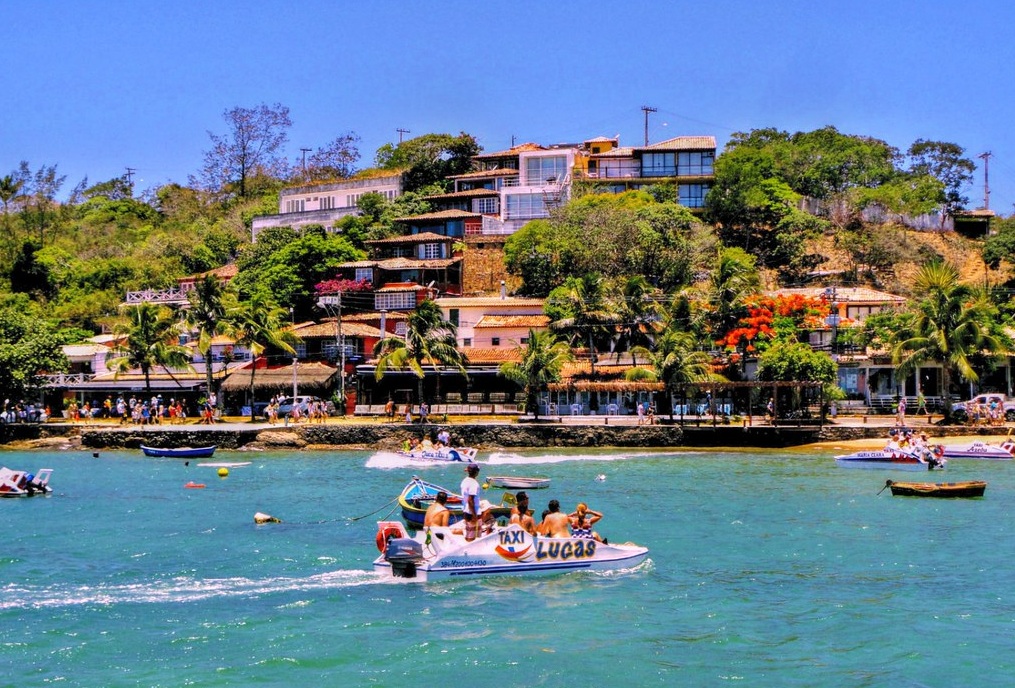 Passageiros no Táxi Marítimo - Búzios