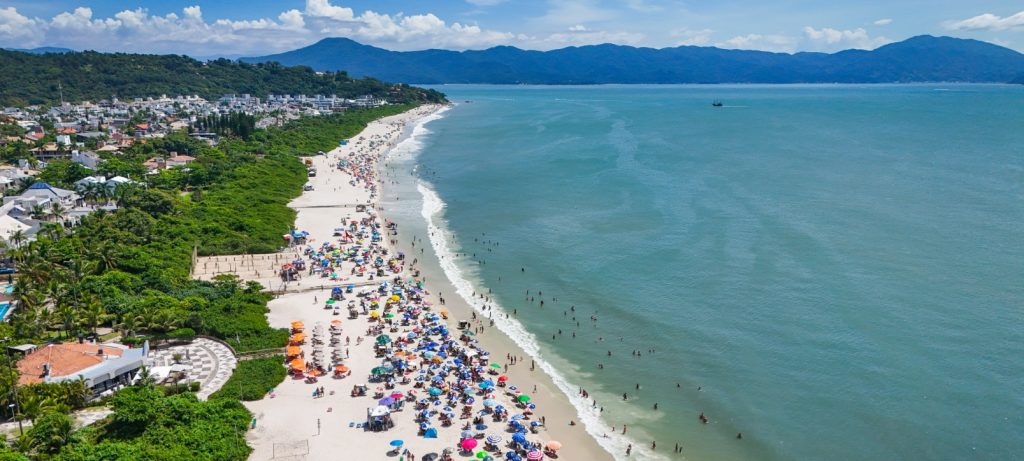 Vista de cima da Praia de Jurerê