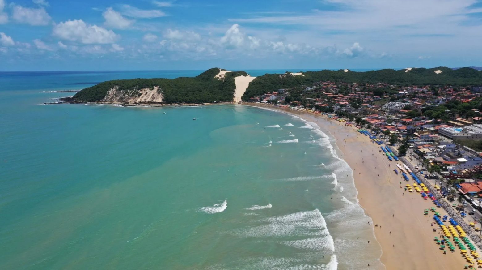 Morro do Careca, mar, faixa de areia, Praia Ponta Negra, Natal (RN)