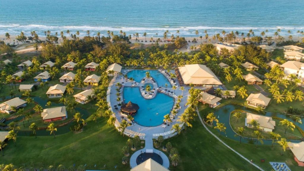 Vila Galé Resort Cumbuco - Vista aérea, piscina e praia