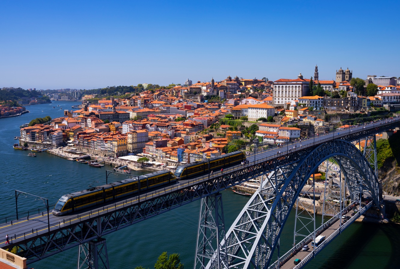 Metrô na Ponte D.Luís I Porto