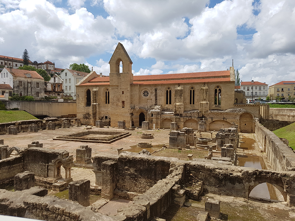 Mosteiro de Santa Clara-a-VelhaCoimbra - ruínas arqueológicas