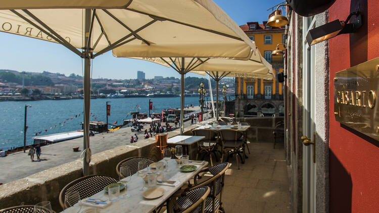 Restaurante na Ribeira do Porto