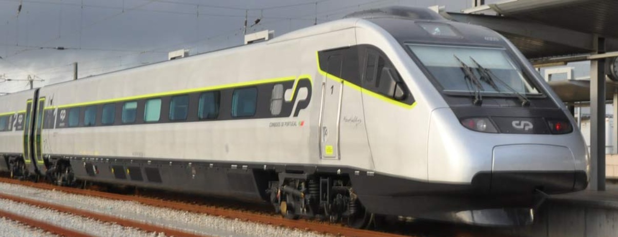 Trem Alfapendular - CP Comboios de Portugal