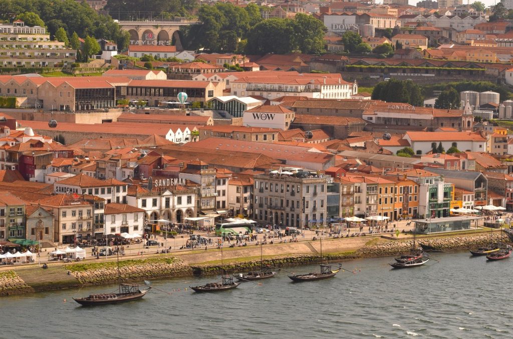 Caves de Vinho do Porto - Cais de Gaia