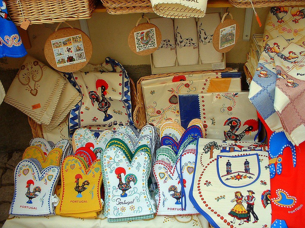 peças em cortiça, panos, luvas de cozinha - Artesanato Português