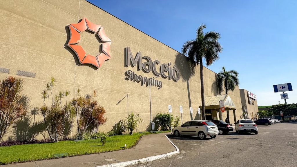 Fachada do Maceió Shopping