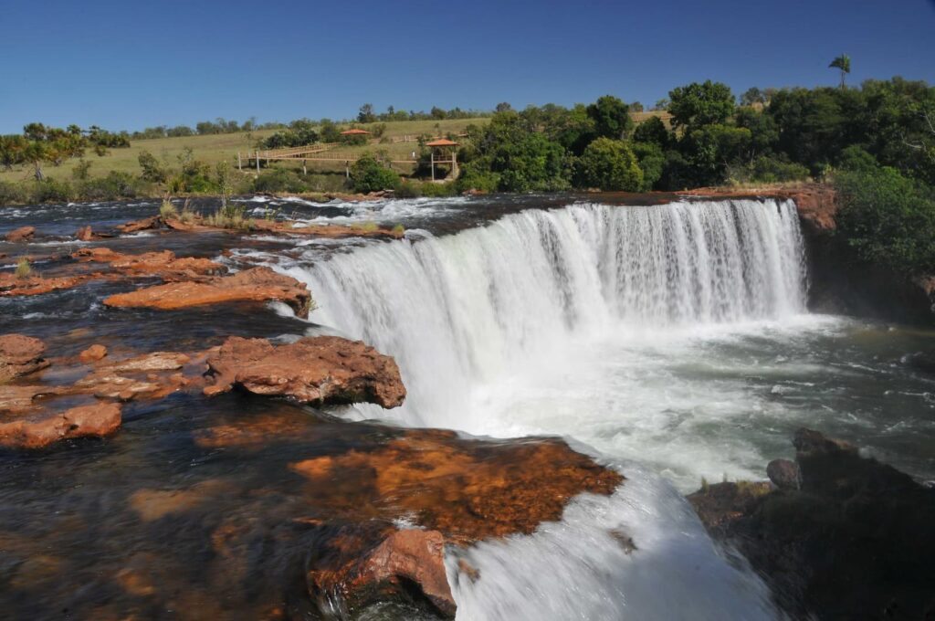 Queda d'água da Cachoeira da Velha no Jalapão