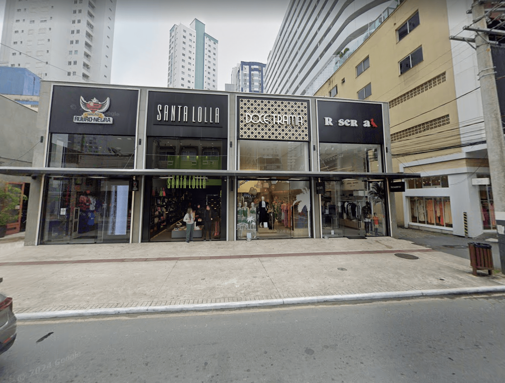 Lojas no centro de Balneário Camboriú - Santa lolla- Doce Trama