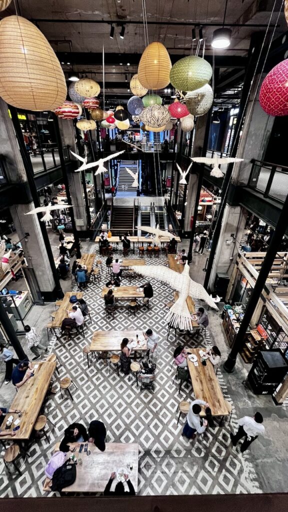 Uma visão de cima do Mercado urbano Tobalaba de Santiago