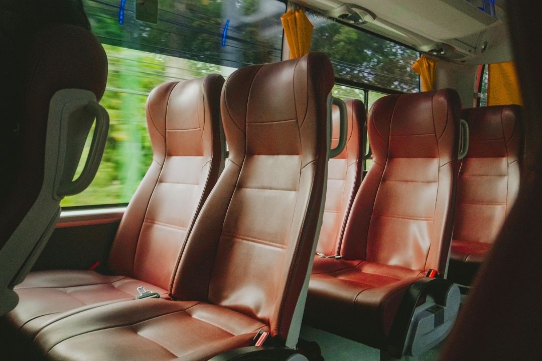 cadeiras em ônibus na europa 