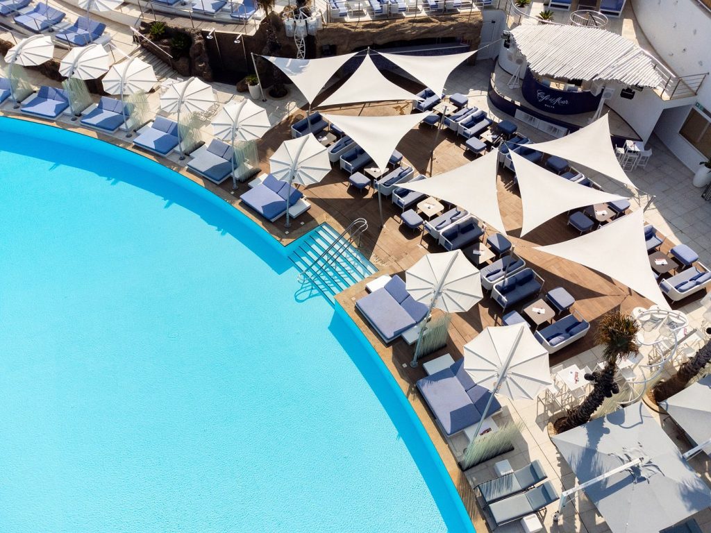 Vista de cima do Café del Mar Malta